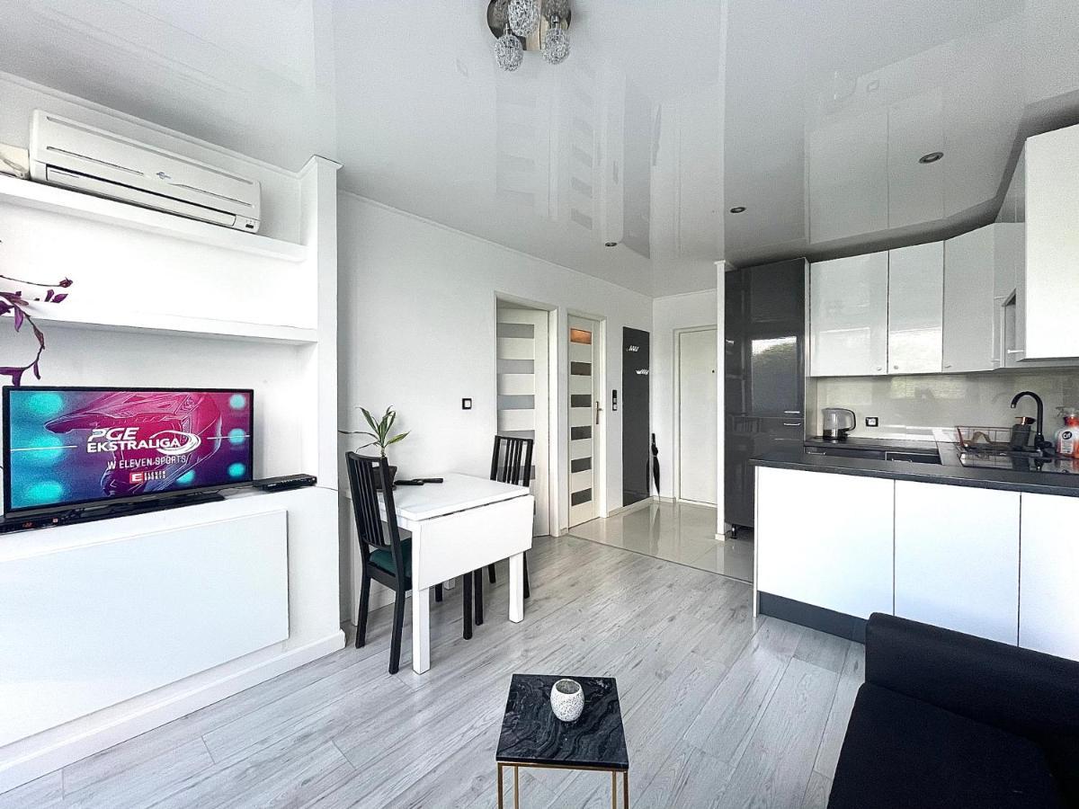 Sasi - Cozy Apartment For 6 People In Centre Warszawa Exteriör bild